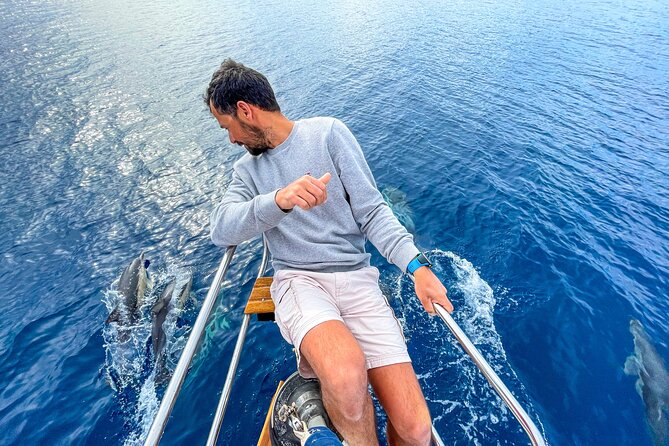 2-Day Private Sailing Tour around Milos, Kimolos and Polyaigos - Kleftiko is the grand finish