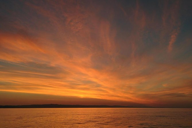 3 hours Neos Marmaras: Day or Sunset Sailing Tour Coves & Islands - What the crew and boat experience add