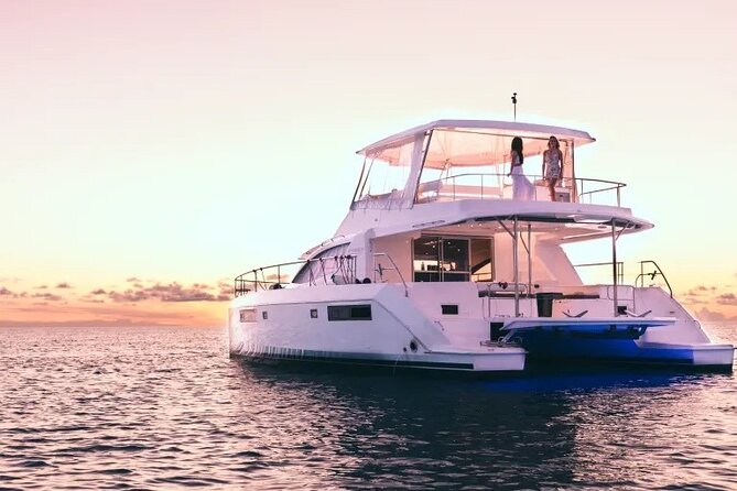 3-Hours Sunset Catamaran Cruise with Dinner all Inclusive - Dinner on board, with drinks included