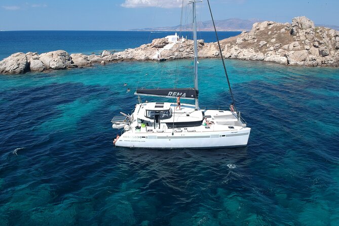 All-Inclusive Catamaran Day Cruise - The catamaran itself and the group size