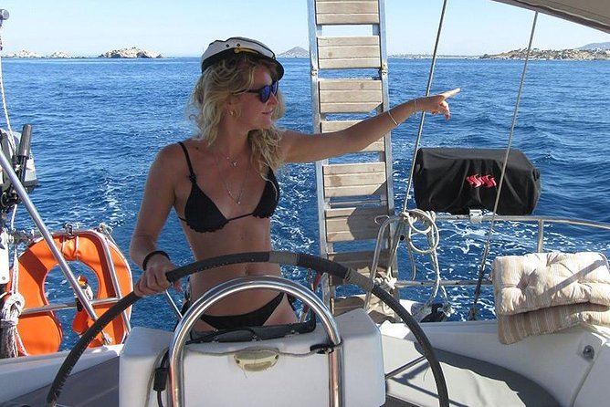 All inclusive day sailing tour from Naxos to the small cyclades - Swimming in clear water