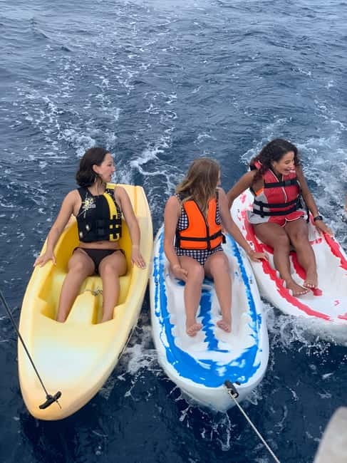Athens: Full-Day Private Sailing Trip with Meal & Drinks - How the crew shapes the experience