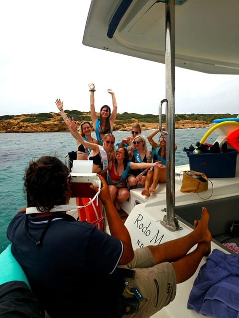 Athens: Riviera Catamaran Tour with Fresh Meal and Drinks - Key things to know before booking