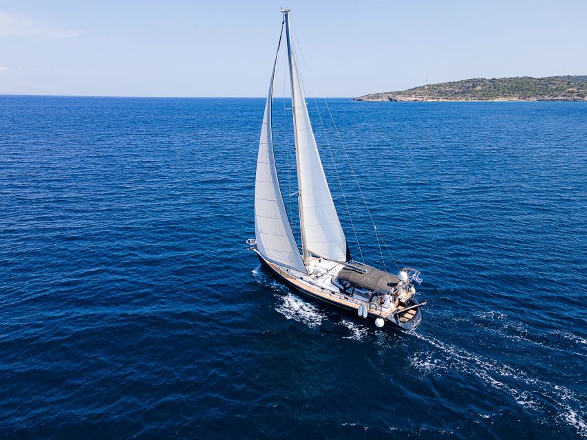 Athens Riviera: Private daily sailing cruise with lunch - Leaving Athens behind for six hours