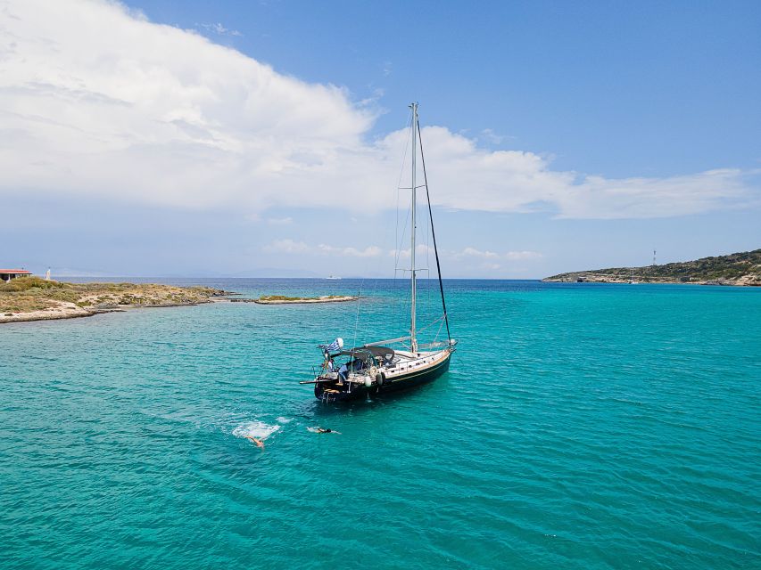 Athens Riviera: Private daily sailing cruise with lunch - What the private boat changes