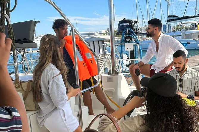 Athens Riviera Private Sail Catamaran with Meal and Wine - A catamaran built for an unhurried group day