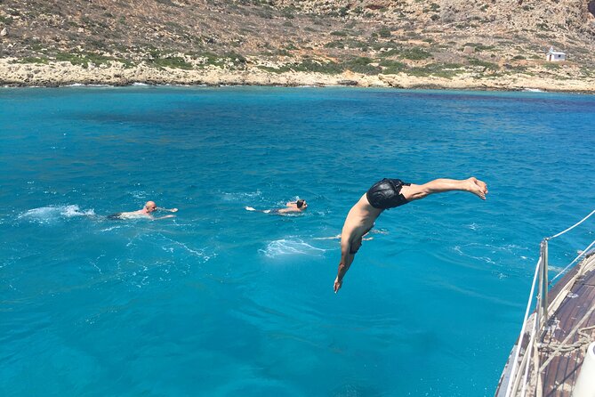 Balos Lagoon Kissamos Shared Sailboat Tour Experience - Imeri Gramvousa: shipwreck swims and a Venetian castle