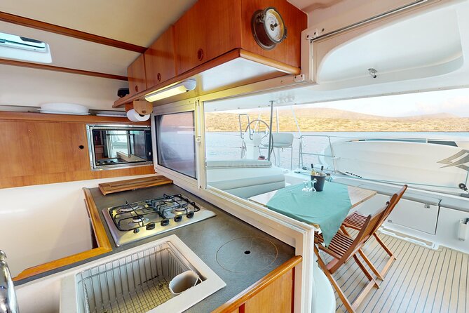 Catamaran Sailing Trip - All Inclusive - Sailing from Heraklion to Dia Island