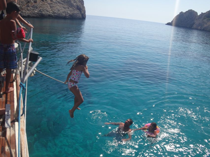Chios: Sailing Boat Cruise to Oinouses with Meal & Drinks - Key Points Before You Book