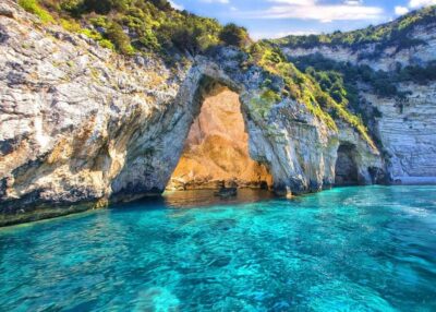 Private yacht cruise to Paxos – Antipaxos & Caves