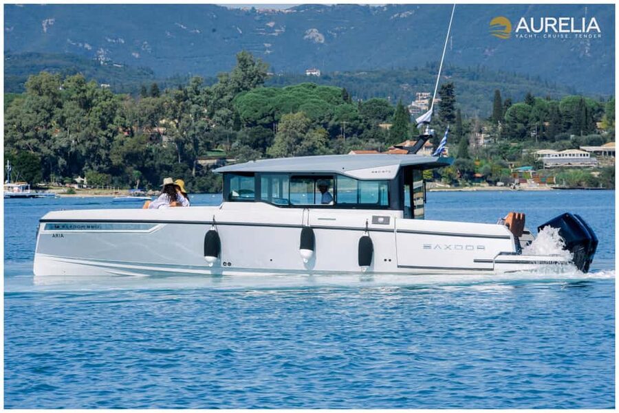 Corfu: Private yacht cruise to Paxos - Antipaxos & Caves - Sea caves and the return toward Corfu