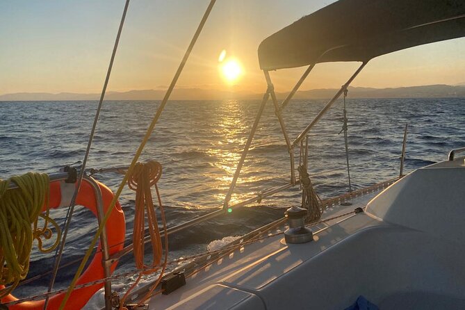 Daytour Sailboat with Lunch/drinks in Lindos area - Who will enjoy this Rhodes sailing day
