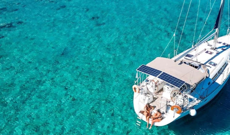 Dia Sailing Cruise With All-inclusive Meal And Drinks - The One-Hour Sail Toward Dia Island