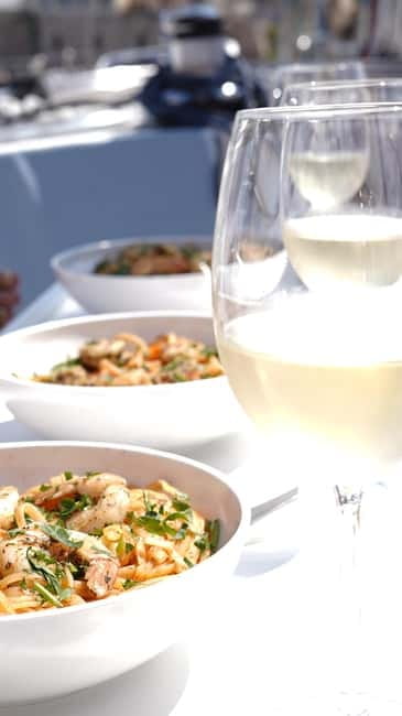 Dia Sailing Cruise With All-inclusive Meal And Drinks - Lunch With Shrimp Pasta, Greek Salad, and Fruit