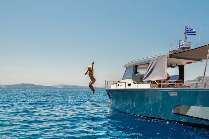 Diamond 36 Private Motor Yacht Caldera Cruise - Sunset cruises and the limits of the schedule