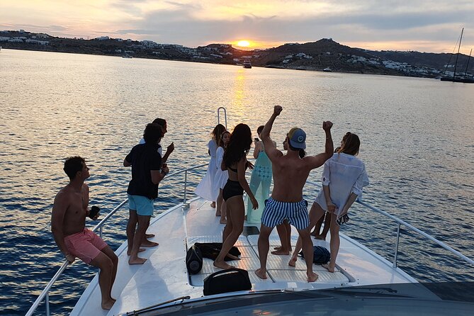 Full Day Private Yacht Cruise in Mykonos on a Ferretti Altura 52s - What the Ferretti Altura 52s offers your group