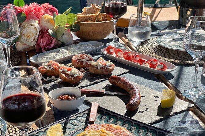 Greek Gastronomy & Wine Pairing Cruise with a Sommelier in Athens - Meeting the boat and sorting out transportation