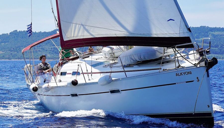 Halkidiki: 7 Hours Private Cruise with Sailing Boat - Kelyfos island: the first proper swim stop