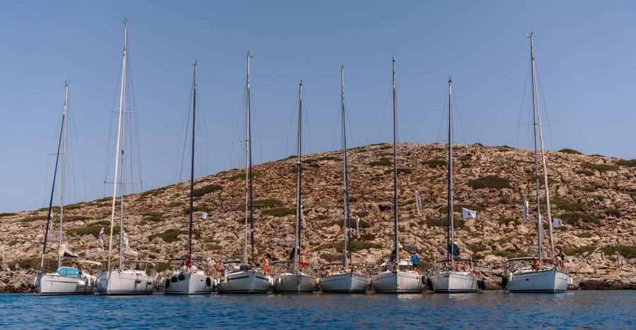 Heraklion: Catamaran Sailing to Dia island - The One-Hour Run Across the Cretan Sea