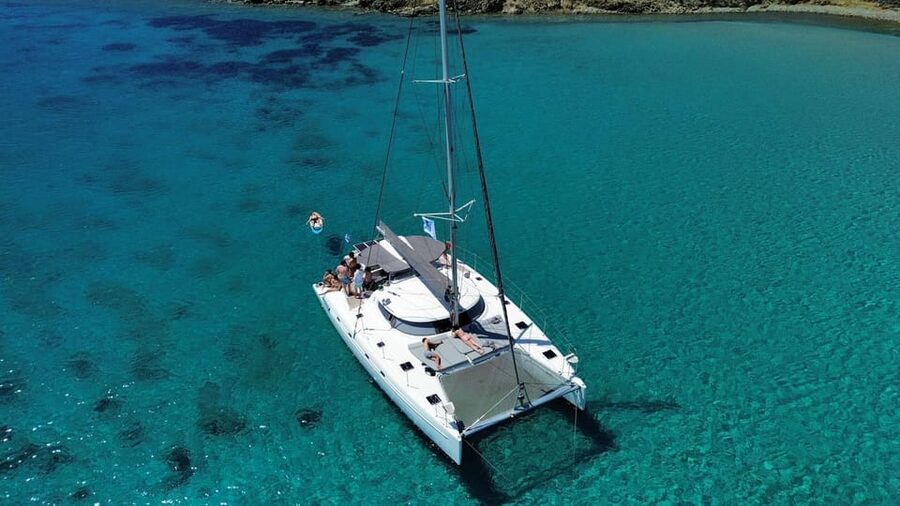 Heraklion: Dia Island Luxury Catamaran Cruise with Meal - Morning cruise or afternoon sunset sailing?