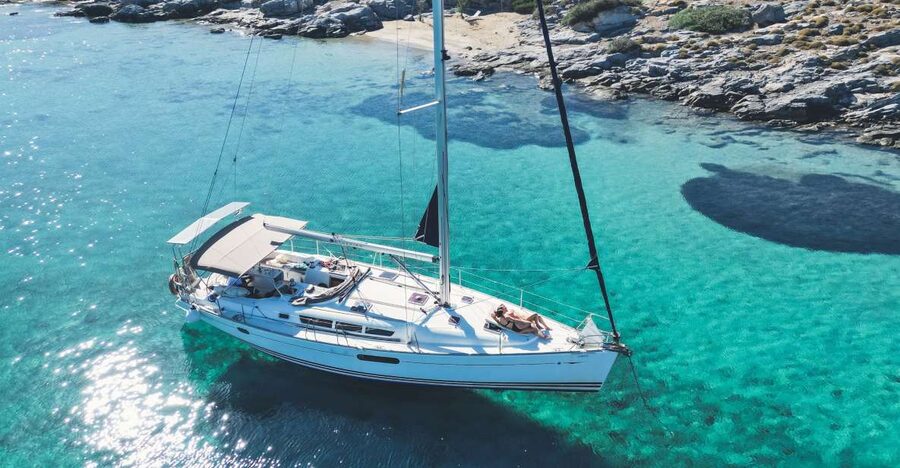 Heraklion: Dia Island Private Sailing Cruise with Full Meal - A Mediterranean lunch served on board