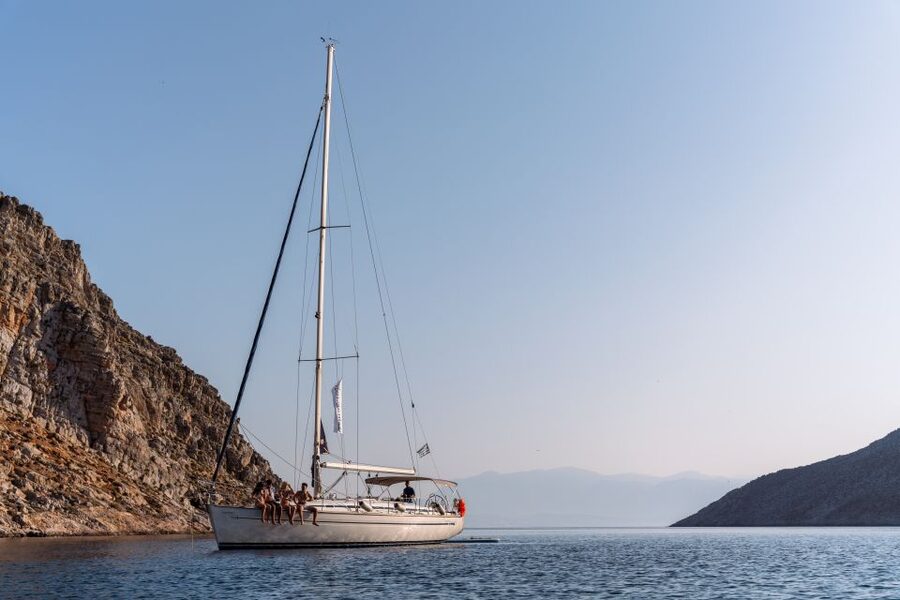 Heraklion: Dia Island Sailing Cruise with Snorkeling - A second bay, if the weather allows