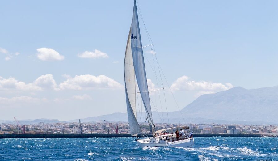 Heraklion: Private Half-Day Sailing Trip to Dia Island - The crew makes the difference