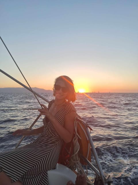 Heraklion: Sailing Cruise to Dia Island with Drinks and Meal - Who should book this cruise?