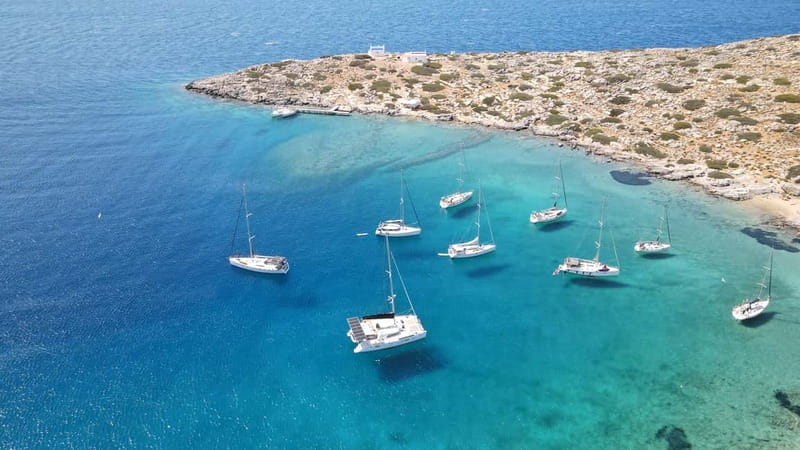 Heraklion: Sailing Trip to Dia Island with Lunch & Swimming - A fresh Cretan lunch with drinks included