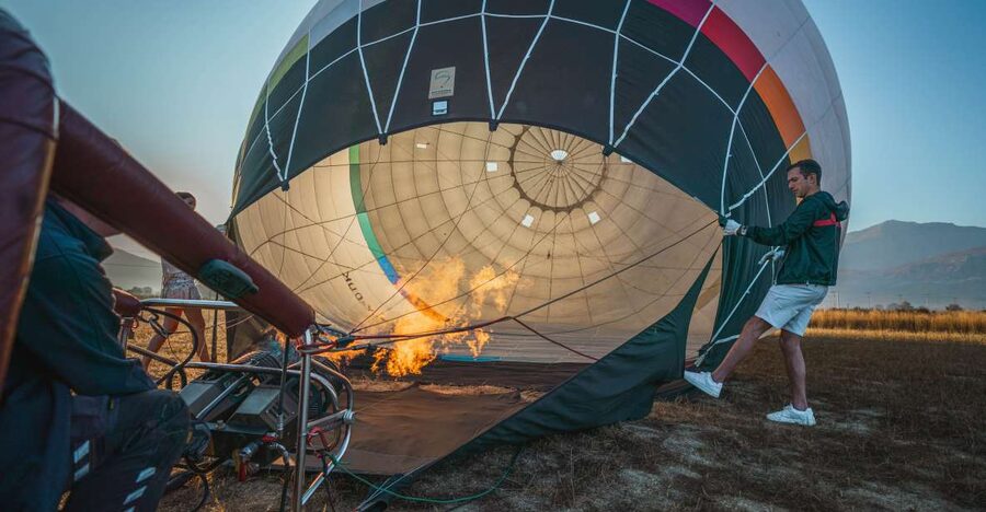 Heraklion: Sunrise Balloon Flight & Sunset Catamaran Cruise - Sunrise over the Lassithi Plateau