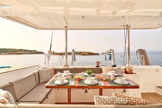 Heraklion: Sunset Dia Catamaran Cruise by Top-50 Greek Chef - Sailing Toward Dia Island