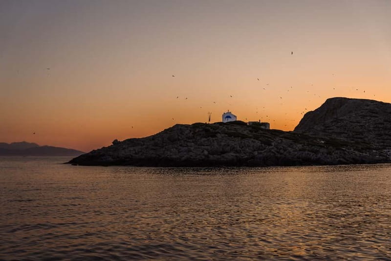 Heraklion: Sunset Sailing Cruise Dia Island with Snorkeling - Dia Island and the Quiet Cove