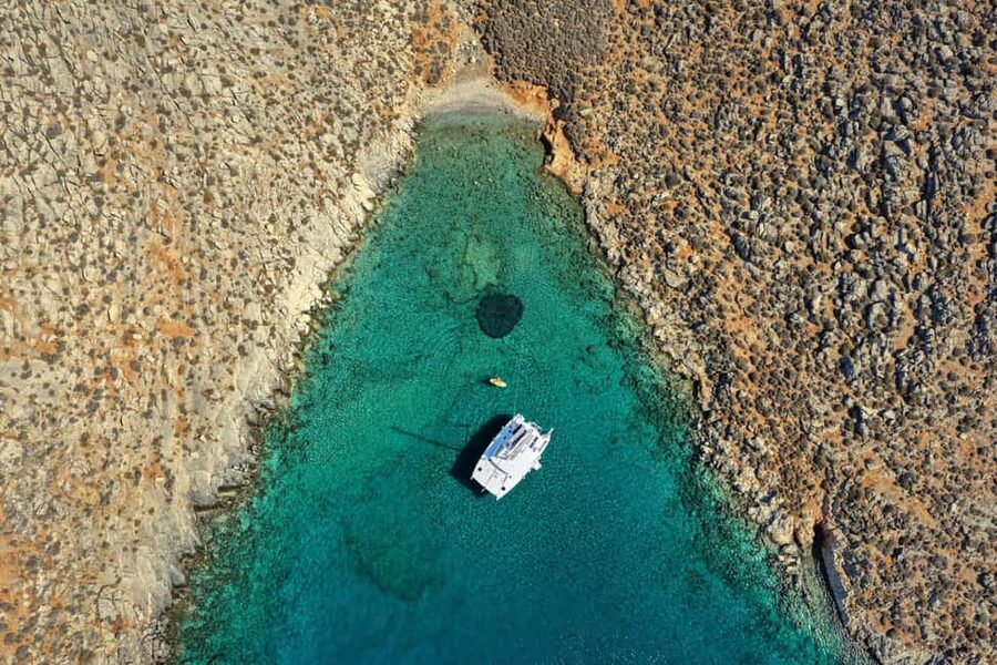Hersonissos: Dia Catamaran Cruise with Lunch & Drinks - Dia Island: A Protected Place for a Long Swim Stop
