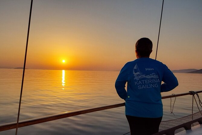 Katerina Sailing Sunrise and Sunset Cruises - Sunset sailings and an important timing question