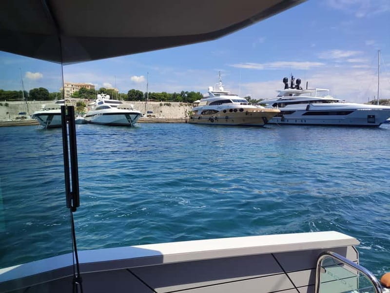 Luxury Yacht Experience Semi-Private North East - Why This Four-Hour Yacht Trip Works