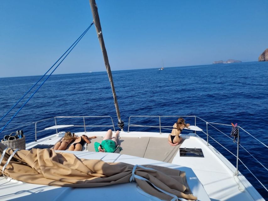 Milos: Full-Day Catamaran Cruise with Food and Open Bar - Why this cruise makes sense on Milos