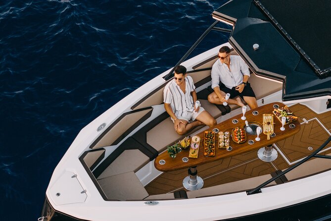 Milos: Private Yacht Tour—Kleftiko Sarakiniko Poliegos - Why seeing Milos by private yacht matters