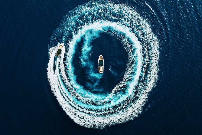 ❖ Milos: Private Yacht Tour—Kleftiko Sarakiniko Poliegos - Choosing between the Round, South, and North Cruises