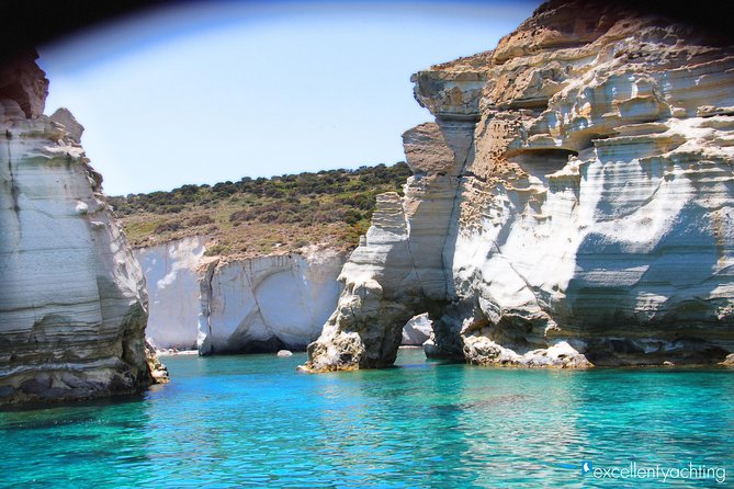 Milos Sailing Tour with snorkeling and lunch - Lunch, drinks, and the long middle of the day