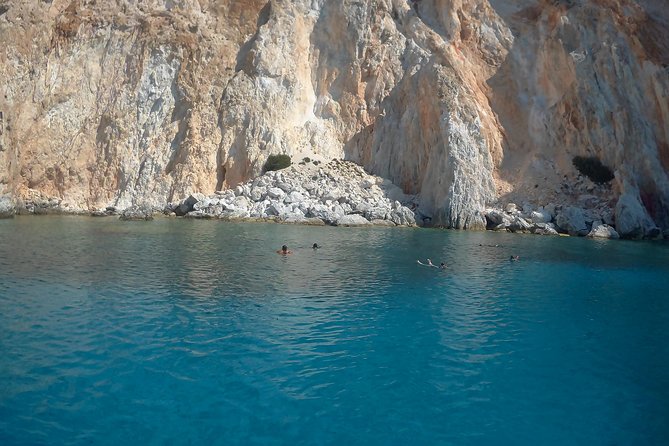 Milos Sailing Tour with snorkeling and lunch - Crew, group size, and the feel on board