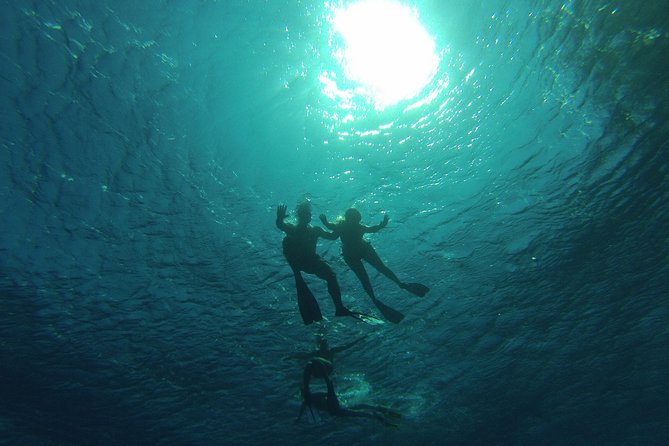 Milos Sailing Tour with snorkeling and lunch - From Adamas and Pollonia to the open sea