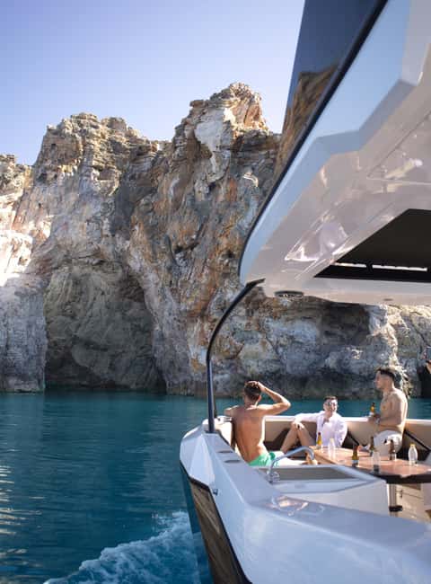 ❖ Milos: Small Group Yacht Tour—Kleftiko Sarakiniko Poliegos - Is $200 per person fair?