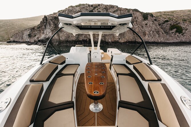 ❖ Milos: Small Group Yacht Tour—Kleftiko Sarakiniko Poliegos - Gerakas adds another swimming stop