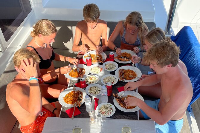 mykonos eleftheriou yachting Private tour mykonos delos renia - Swimming, paddle boarding, and time at anchor