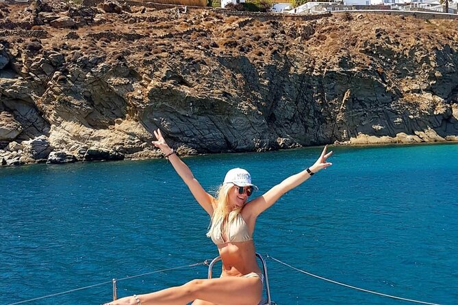 mykonos eleftheriou yachting Private tour mykonos delos renia - The crew makes the private format work
