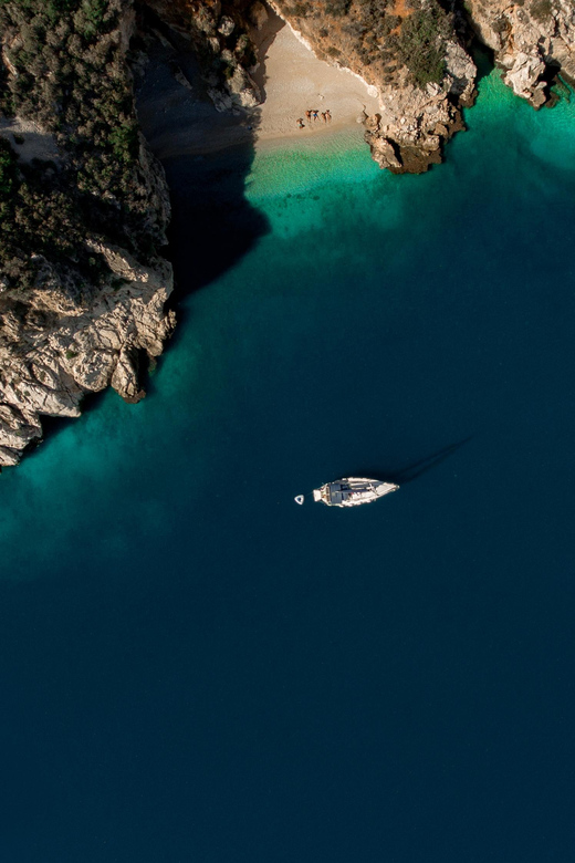 Nafplio Sun Sail Cruises | Semi-Private Half Day | Full Meal - A fresh Greek meal served at sea