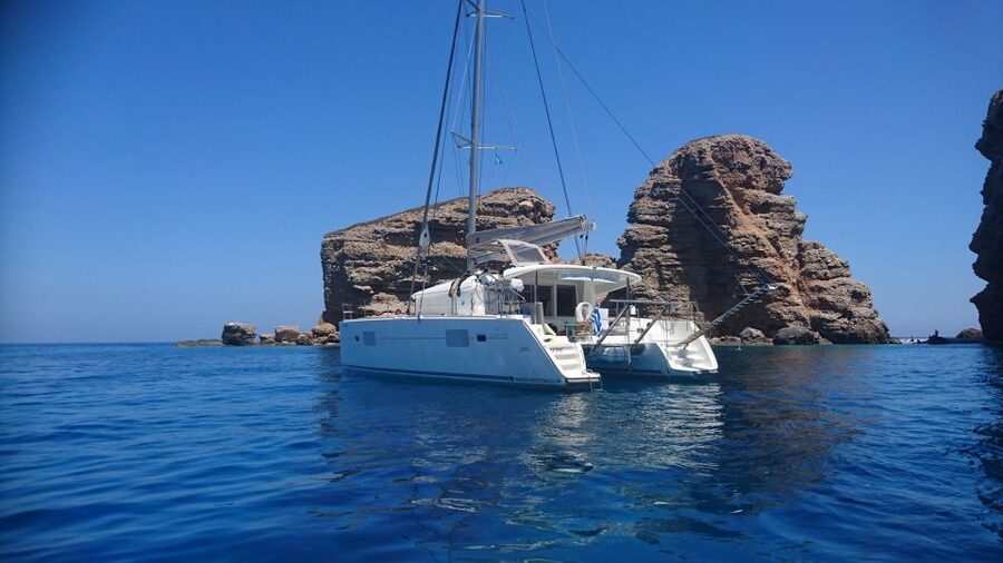 Naxos: Catamaran Cruise with Swim Stops, Food, and Drinks - Key points before you book