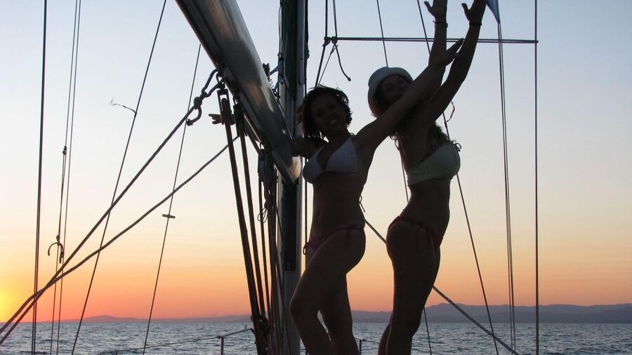 Neos Marmaras: Sunset West Sithonia Islets Sailboat Tour - Swimming in the secluded cove