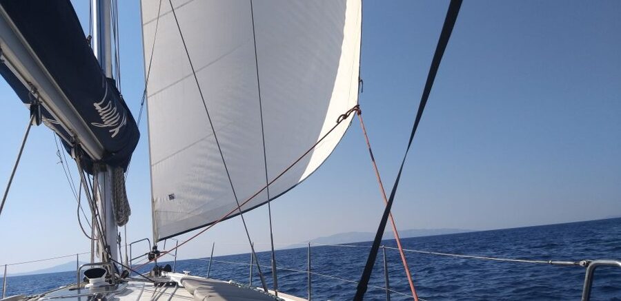 Paros: Iraklia, Schinoussa, & Naxos Sailing Tour with Lunch - Five things to know before you book