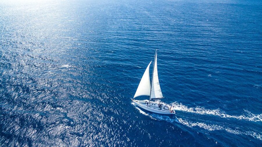 Paros: Iraklia, Schinoussa, & Naxos Sailing Tour with Lunch - Who will enjoy this day most